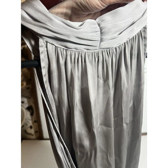 Torrid Womens Bow Tie Front Halter Top Size 4 Silver Sleeveless. Q - Picture 5 of 8